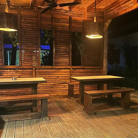 Dive Villa Thoddoo Εξωτερικό φωτογραφία