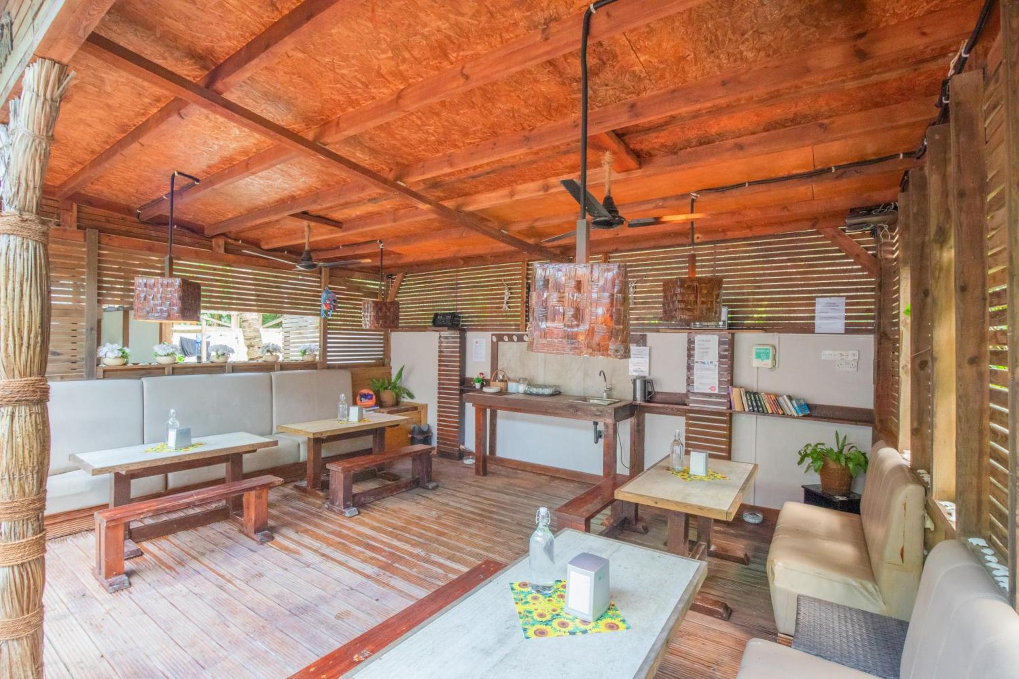 Dive Villa Thoddoo Εξωτερικό φωτογραφία